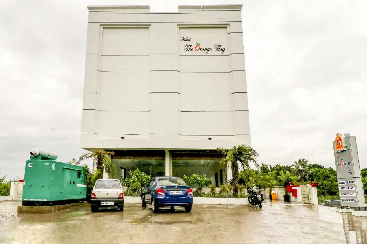 Hotel The Orange Flag Aurangābād Esterno foto